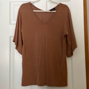 Oversized cinnamon short sleeved top